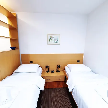 Auberge de jeunesse Budget *