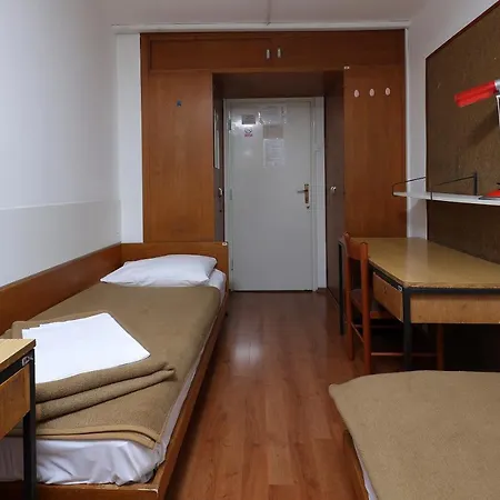 Budget Hostel