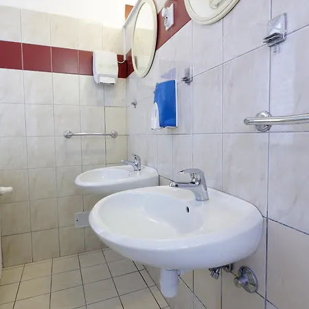Budget Hostel