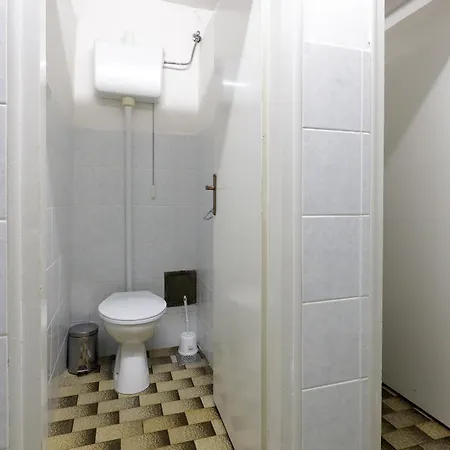Budget Hostel